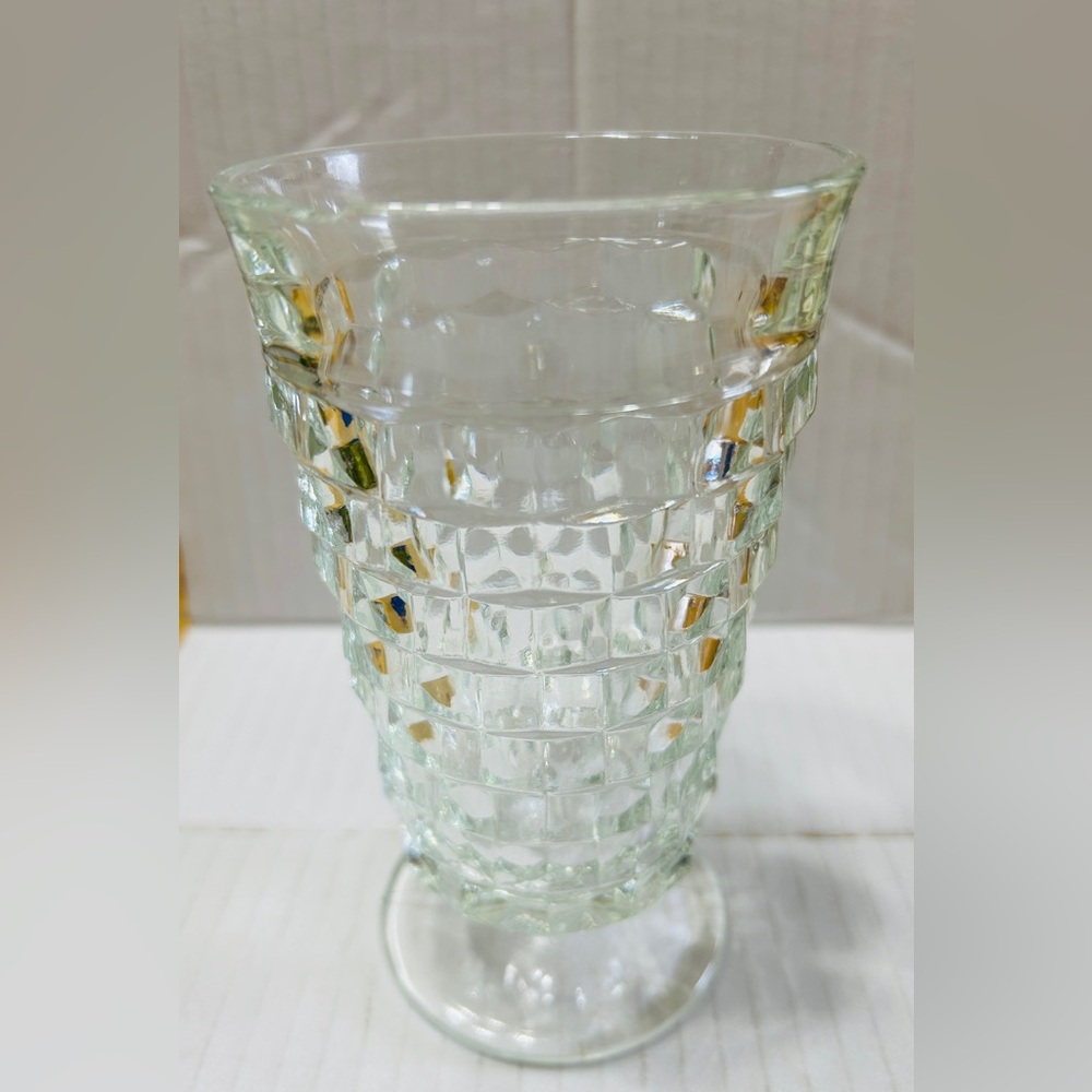Vintage Indiana glass colony Whitehall cubist ice tea glass. Has a chip on rim.
